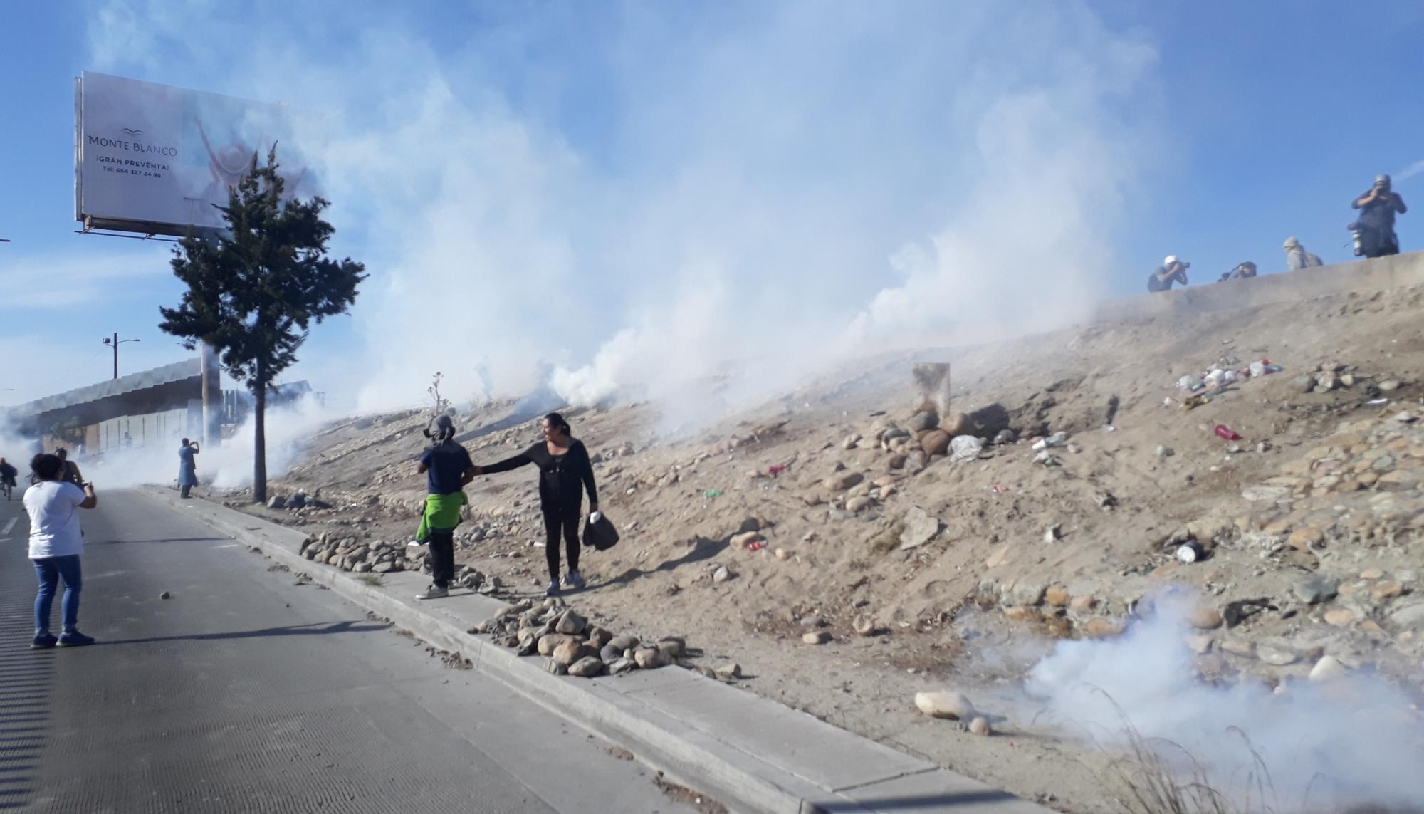 Gases lacrimógenos Tijuana